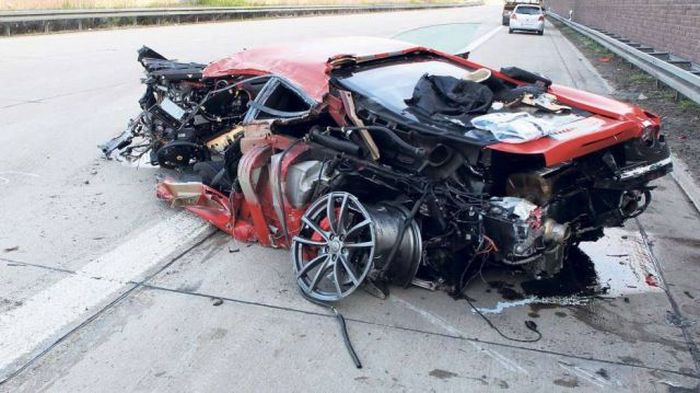   Ferrari 430 Scuderia     300   
