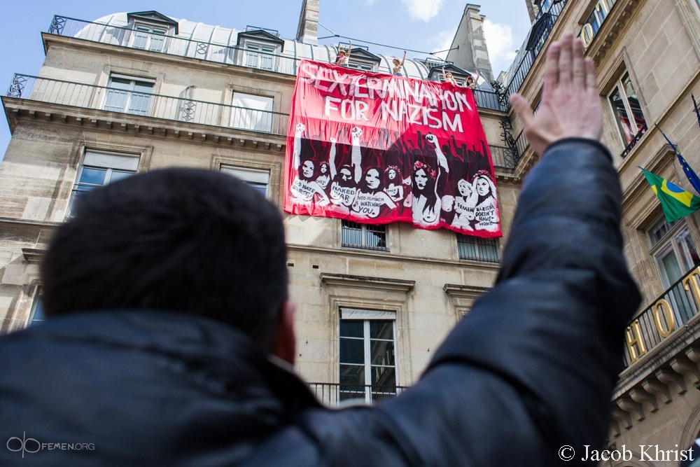  FEMEN   -  