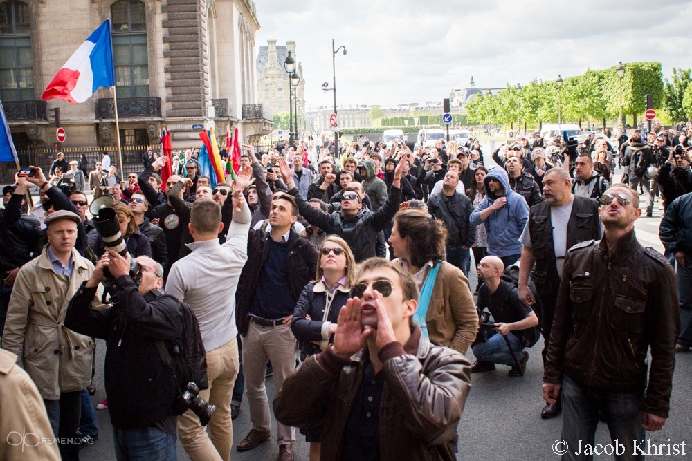  FEMEN   -  